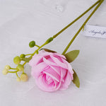 Bouquet fleurs artificielles roses blanches rouges violettes orange classique decoration table mariage événement
