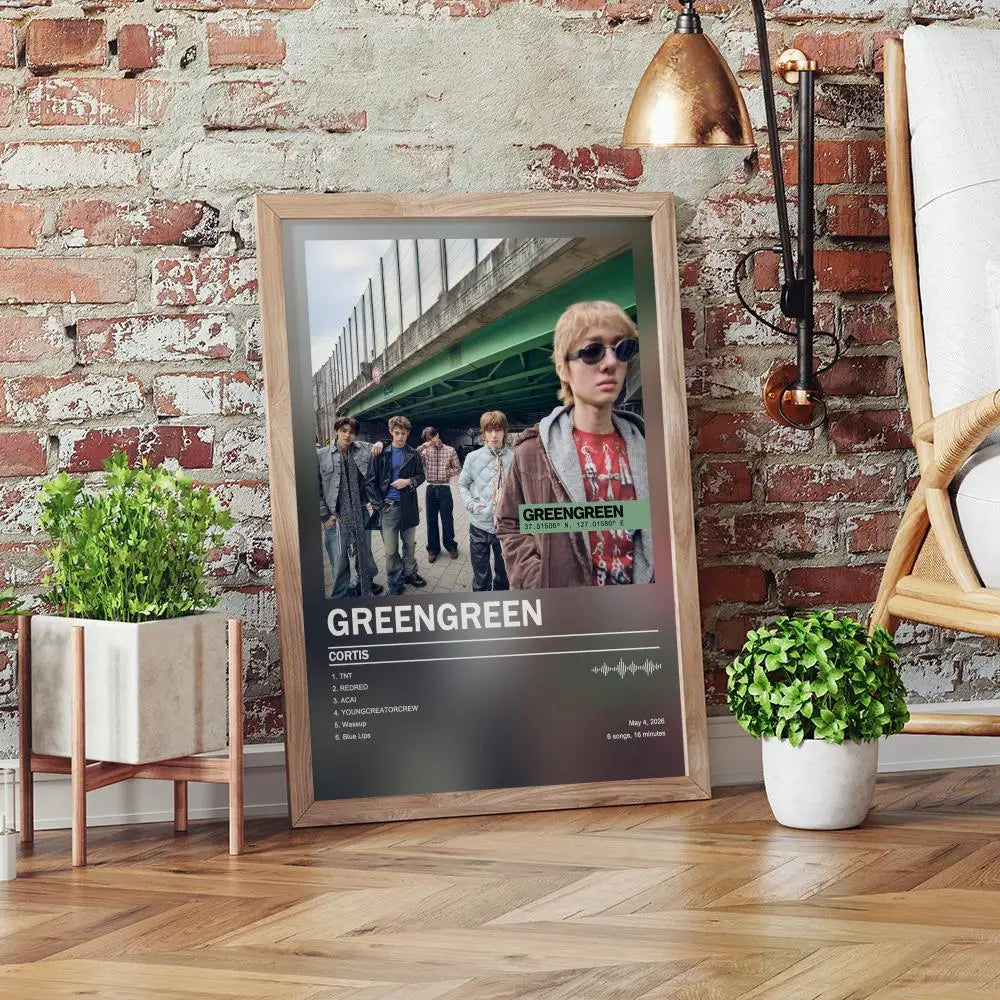 affiche moderne groupe personnes couleur beige vert gris blanc cadre bois décoration intérieure chambre