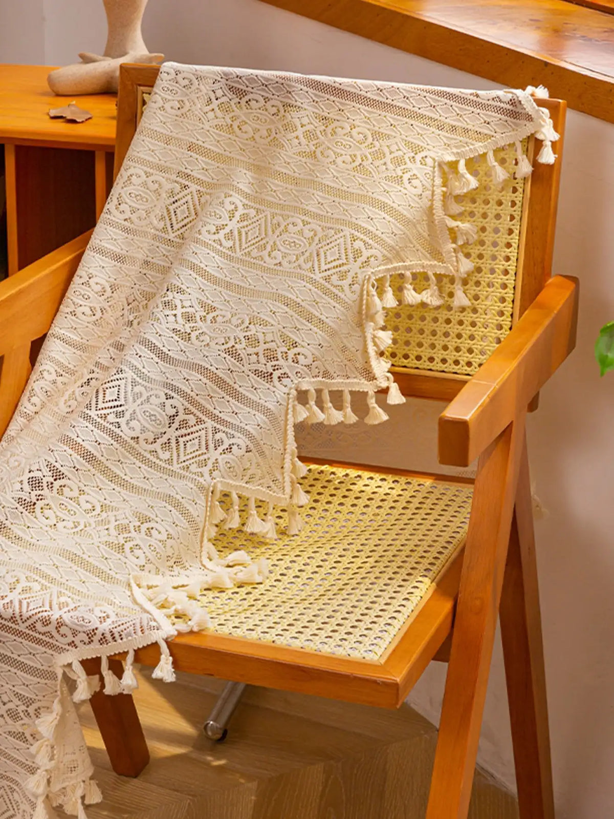 rideau traditionnel polyester crocheté motifs géométriques tassellets blancs beige clair opacité chambre cuisine
