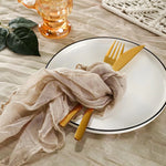 serviettes pliées crème plissées moderne lot table mariage fêtes extérieur