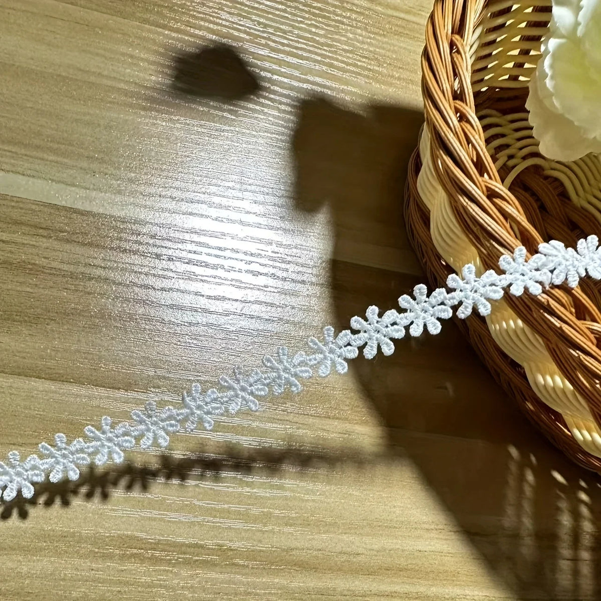 ruban dentelle blanc fleurs simple 100 polyester élastique classique 10 yards 55in