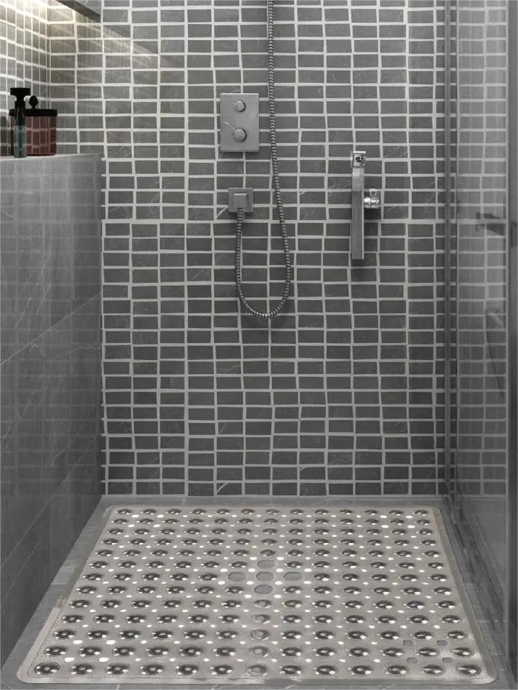 tapis bain antidérapant gris moderne perforations taches blanches opacité suction lavable machine