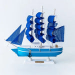 bateau voile bois bleu blanc rayures classique décoration maison ornement anniversaire