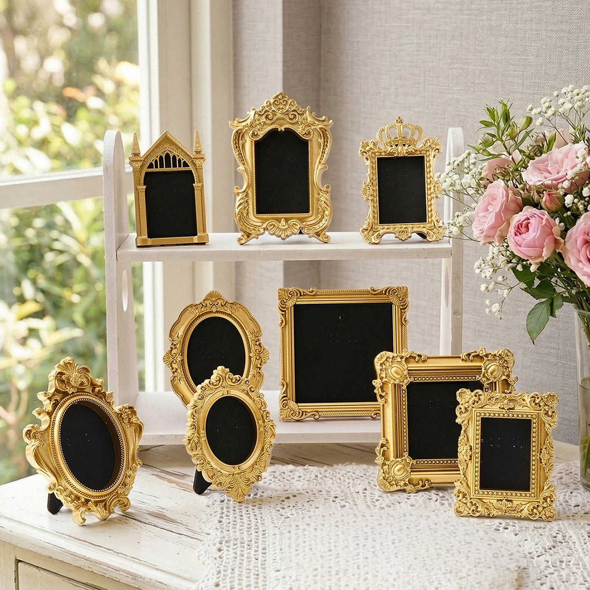 cadre photo or ornements baroques motifs floraux baroque pieds noirs moderne carré