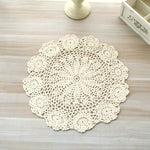 serviettes table vintage coton beige clair motifs floraux crochetées rustiques décoration table