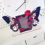 cadre photo moderne rose lys papillons transparent décoration maison photo noir rouge bleu