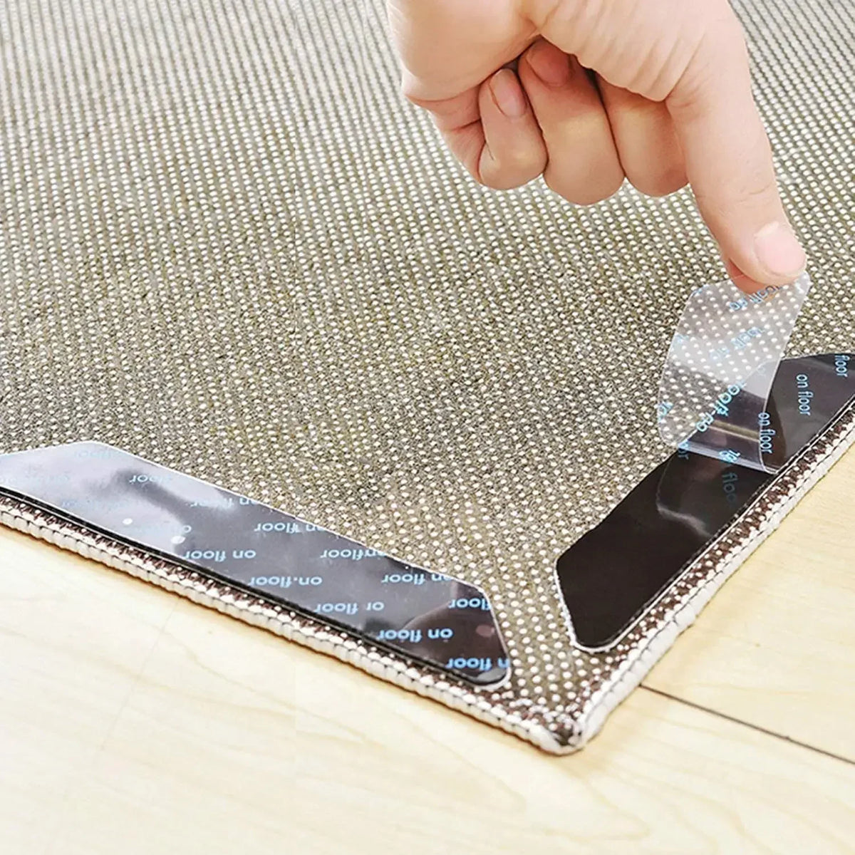 tapis antidérapants adhésifs réutilisables lavables moderne confortable noir gris blanc bleuclair