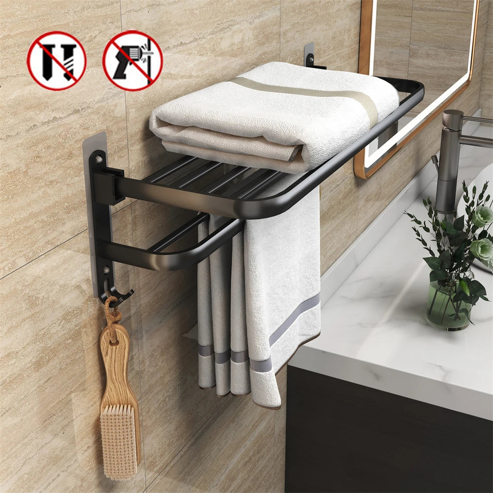 porte serviettes mural noir mat aluminium moderne barreaux horizontaux étendoir crochets serviettes blanches bleues