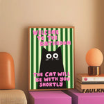 affiche moderne chat noir rayures vertes texte rose salle bain humoristique