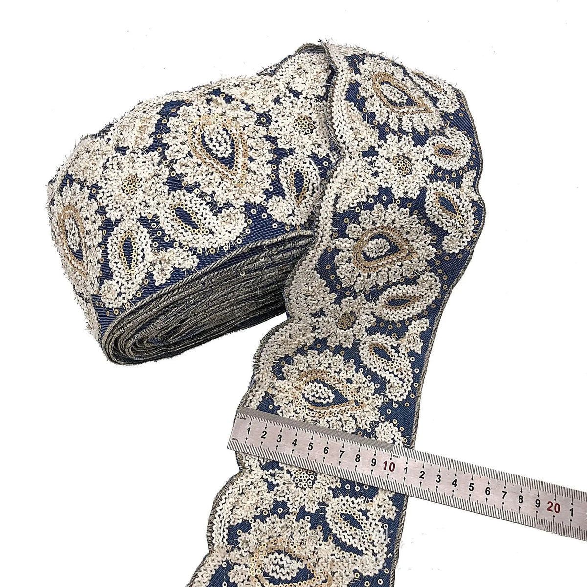 ruban brodé dentelle polyester motifs floraux géométriques élégant noir doré bleu rose vert
