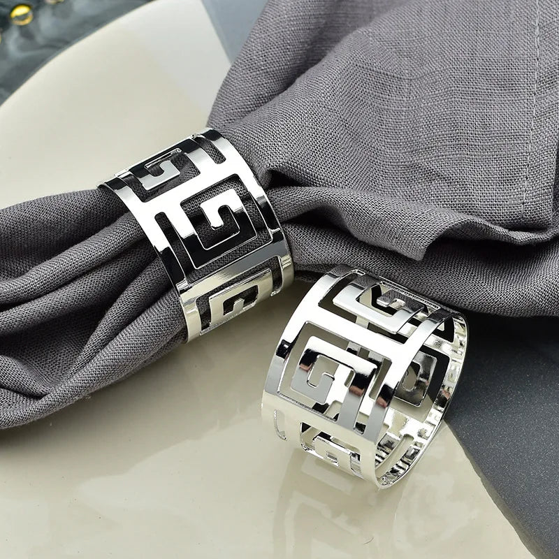 anneaux serviettes métal or argent motif géométrique moderne élégants fixations pression coton 12 pièces