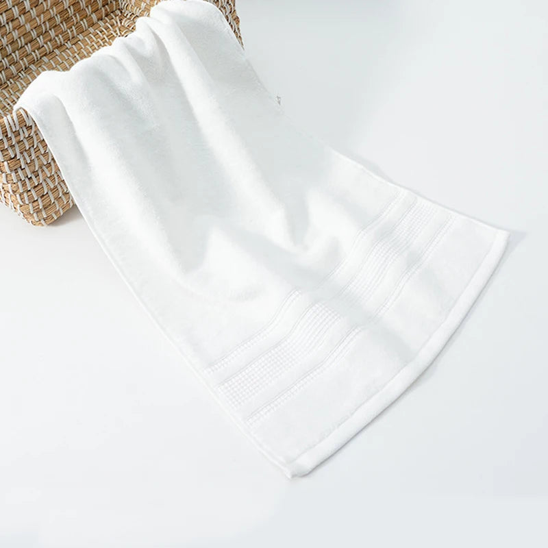 serviette visage coton rapide absorbant bleu gris rose blanc moderne douce toilette sport spa