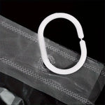 rideau douche transparent géométrique moderne pvc paillettes blanc argenté tringle noire anneaux crochets