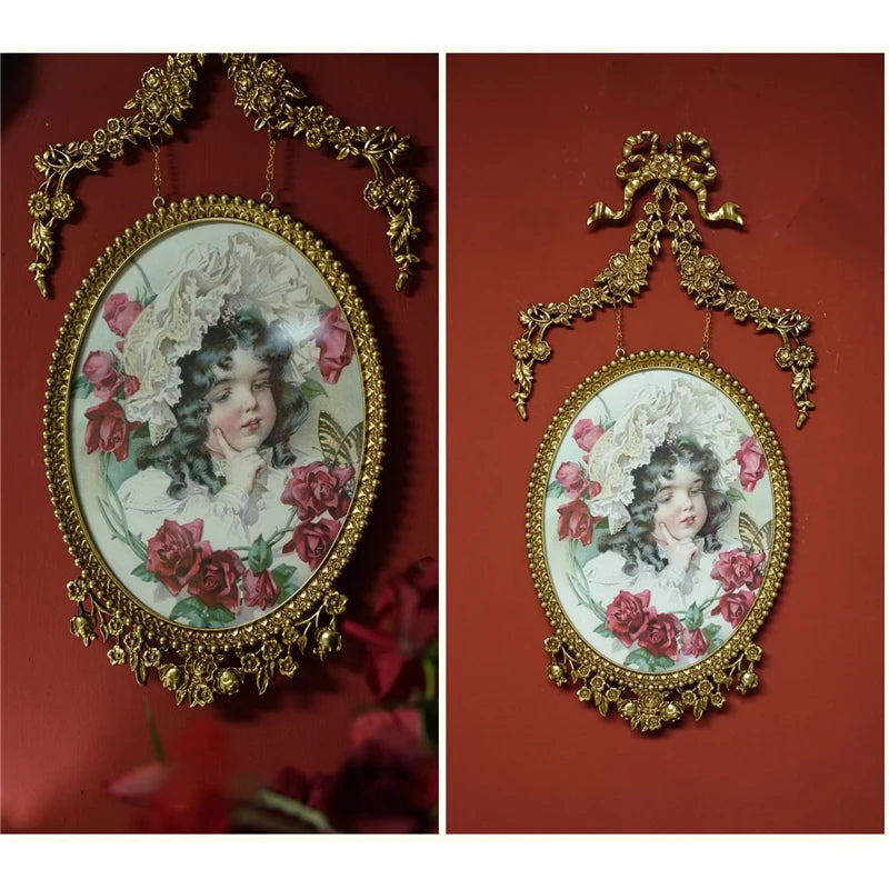 miroir ovale doré orné fleurs vintage baroque chambre coucher décoration murale