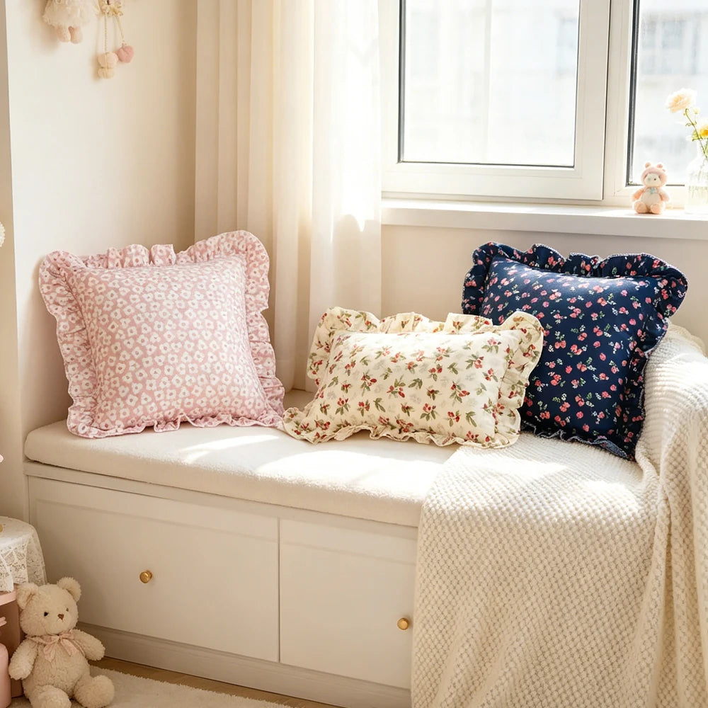 housse coussin fleur vintage rose clair bleu marine beige fronces maison lit salon chambre