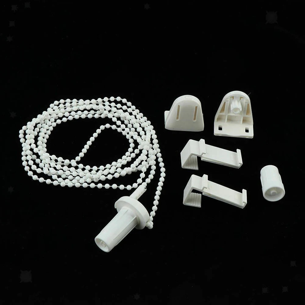 stores enrouleurs verticaux latte beige blanc chaîne blanche moderne clips boutons finition