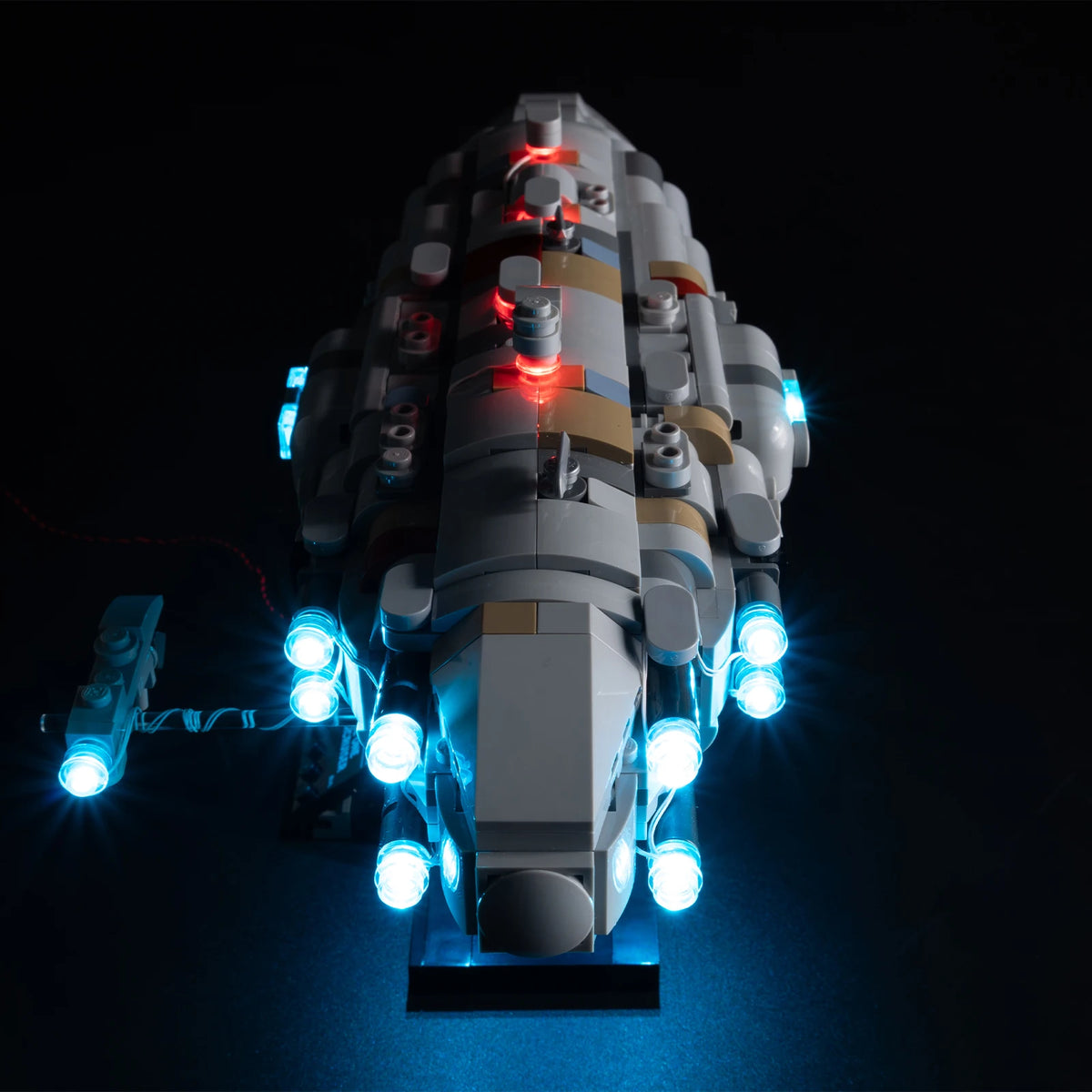 jouet diy vaisseau spatial sci fi blocs construction led gris blanc rouge bleu details