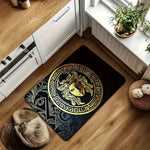 tapis sol noir doré ornement grec floral antidérapant résistant décoloration polyester élégant maison camping