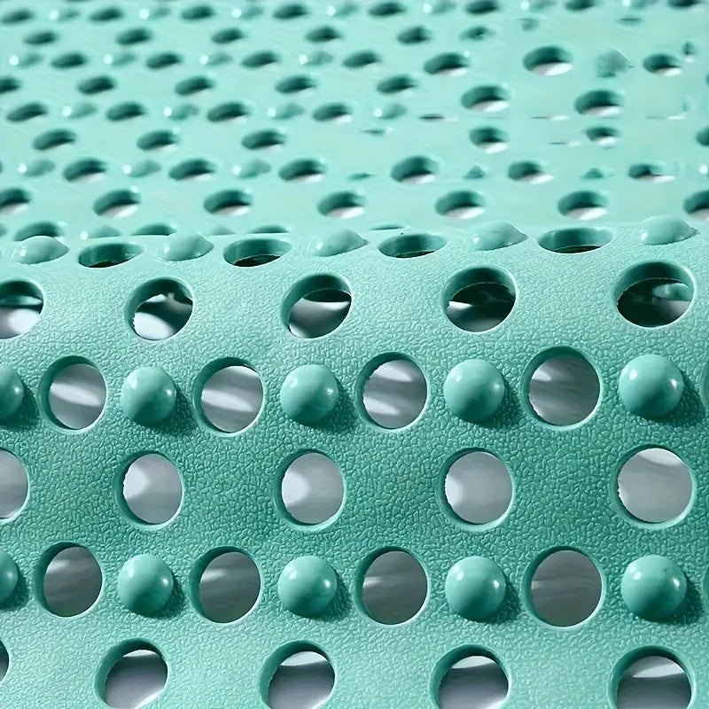 tapis bain douche gris vert perforations anti dérapage moderne salle bain ventilation trous ronds