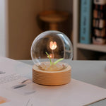 lampe décorative tulipe fleurs feuilles verre transparent base bois moderne minimaliste led ambiance chambre