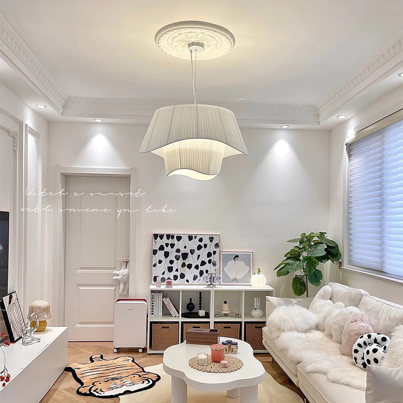 suspension lumineuse moderne tissu blanc plissé salon chambre salle manger