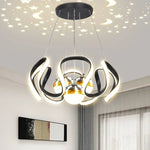 suspension lumineuse moderne noir doré boules lumière câbles suspendus forme circulaire ondulée