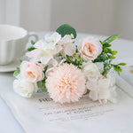décoration extérieure bouquet fleurs artificielles roses dahlias mariage anniversaire transparent moderne