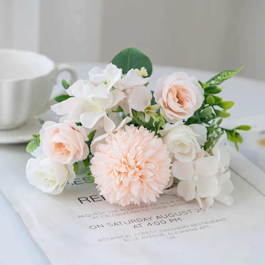 décoration extérieure bouquet fleurs artificielles moderne pivoines roses dahlias élégantes variées couleurs