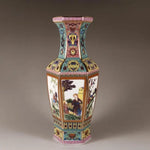 vase hexagonal ornements floraux oiseaux motifs géométriques rouge jaune bleu art traditionnel