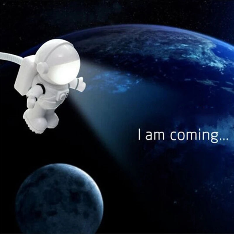 lampe led astronaute veilleuse usb blanc moderne clips fixation câble économie énergie