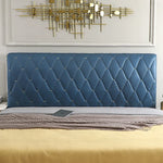 tête lit rembourrée motifs losanges turquoise orange rose moderne chambre décoration élégante tableaux abstraits
