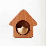 porte couverts bois foncé moderne couverts dorés texture brillante