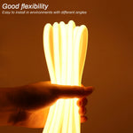 Bande LED COB enroulée montrant sa flexibilité et son design