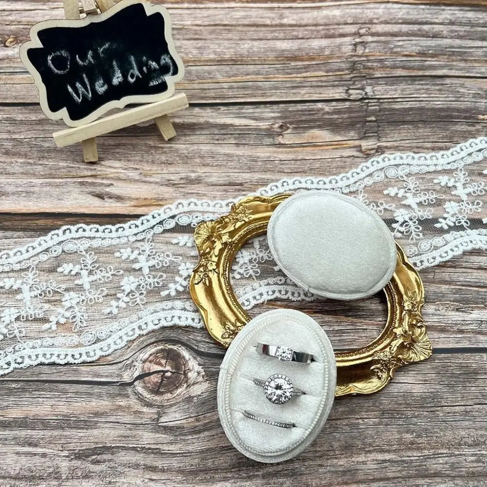 boîte bijoux velours classique blanc vert foncé deux trois compartiments élégante rangement anneaux