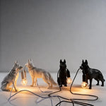 lampe poser chien réaliste détaillée blanc noir contemporaine minimaliste ampoule câble eléctrique