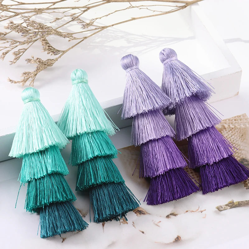pompons franges polyester violet vert bleu rose boho chic décor maison rideau vêtement