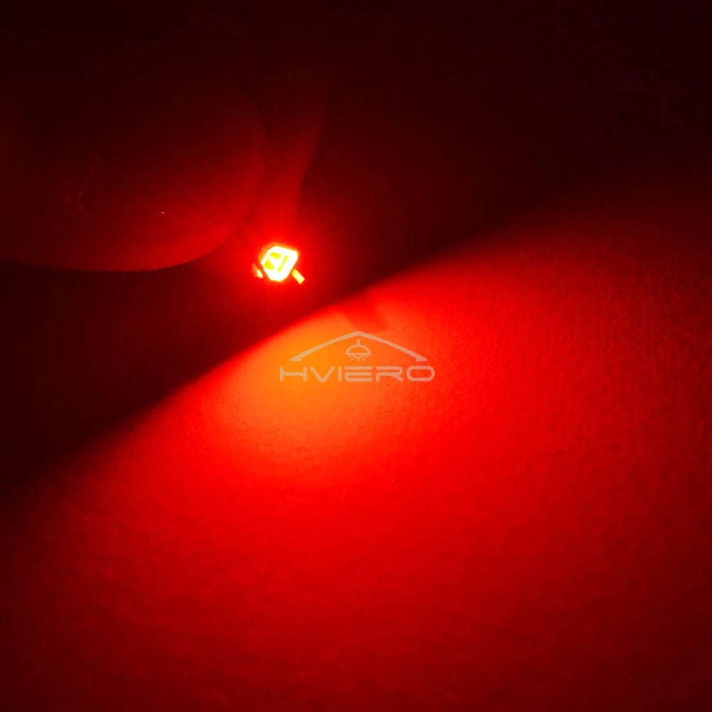 ruban led rouge blanc chaud jaune vert rose violet carré blanc fond noir moderne