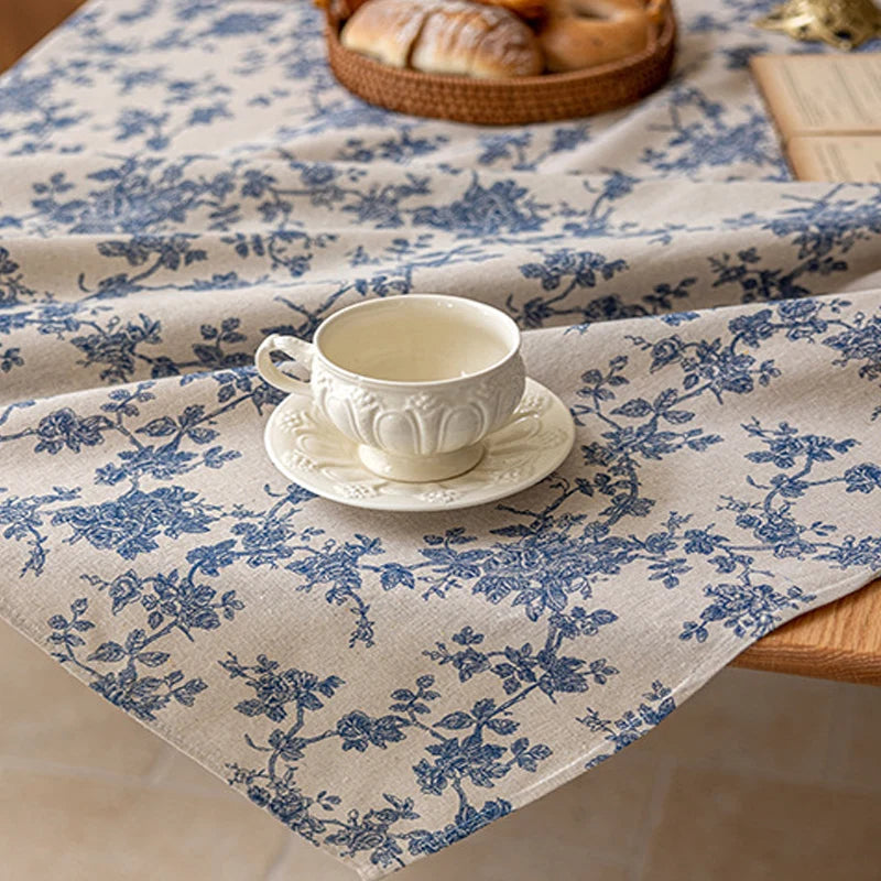 nappe plaid motif floral champêtre table extérieure mariage fête beige bleu rustic
