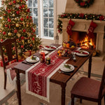 table noël chemin rouge motifs rennes sapins étoiles traditionnel festif coton polyester