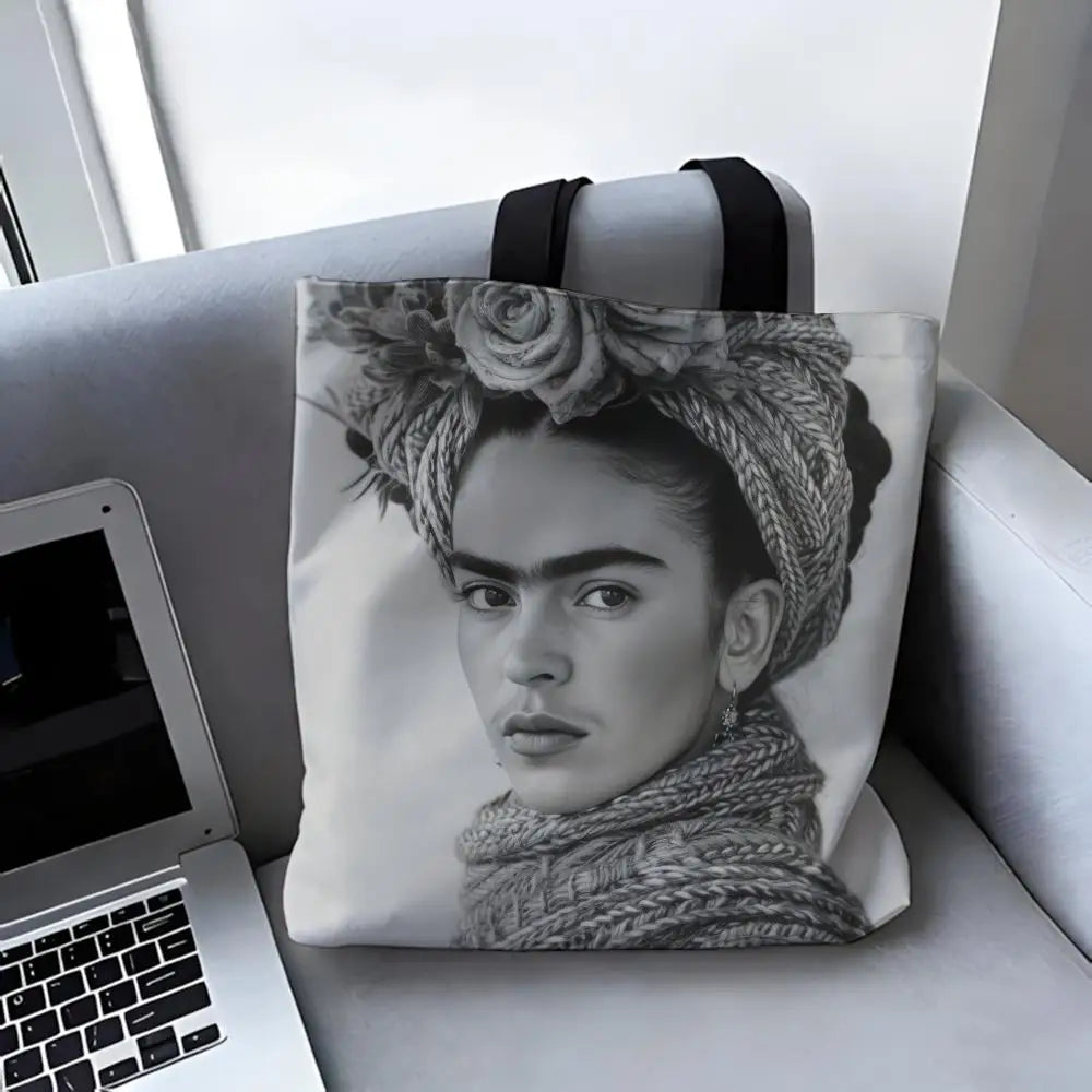 sac main toile blanc motif floral moderne poignées noires fleurs femme réutilisable grande capacité