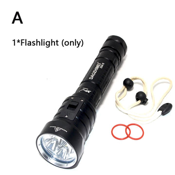 lampe torche plongée led rechargeable 15w 350 lumens texturée rainures moderne robuste 200 500mètres