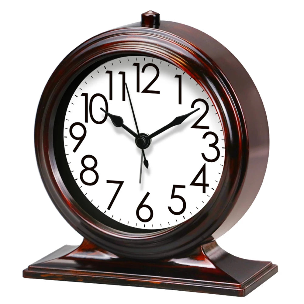 horloge vintage marron foncé cadran blanc aiguilles métalliques alarme quartz rechargeable brillant chambre salon