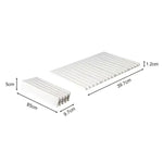 tapis drainage pliable gris rayures horizontales moderne vaisselle séchage antidérapant transparent assiettes cuillères fourchettes
