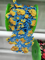 ruban décoratif brodé floral bleu jaune 100 polyester largeur 8cm opacité fin broderie partie