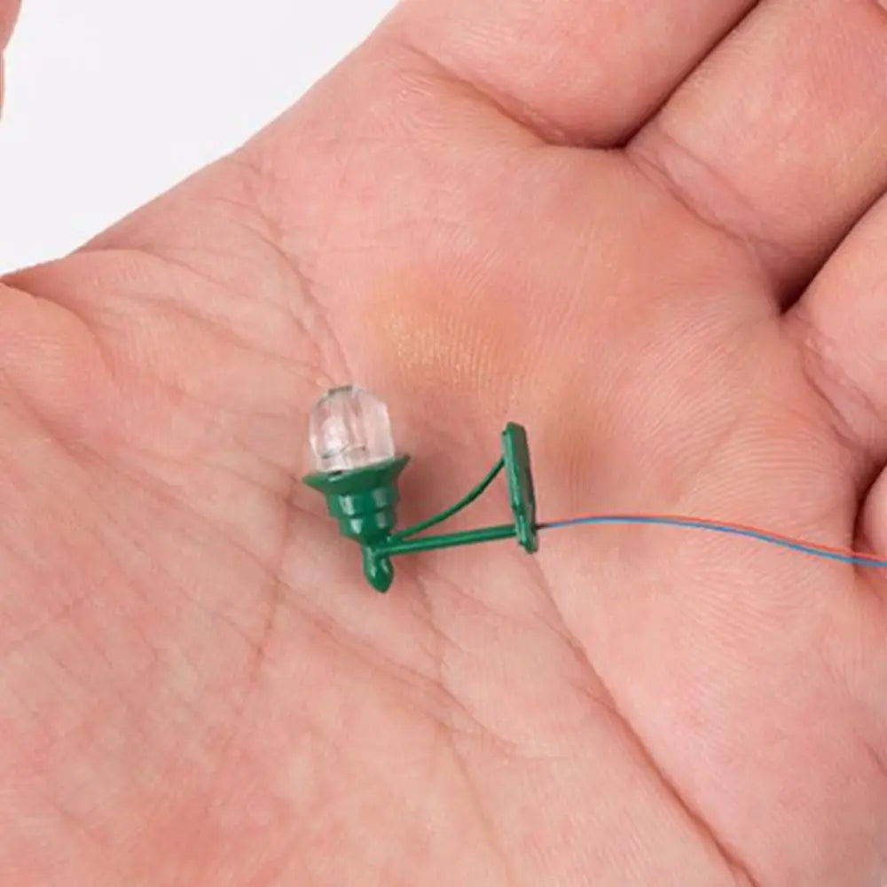 lampe murale miniature résine verte dorée vintages rétro vis fixations 12 ans