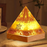 pyramide décorative moderne pyramide granulée dorée animal compagnie cube or 8cm 10cm decoration maison