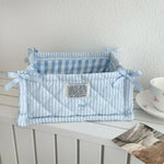 panier rangement tissu bleu clair rayures horizontales classique réutilisable rangement cosmétiques décoration