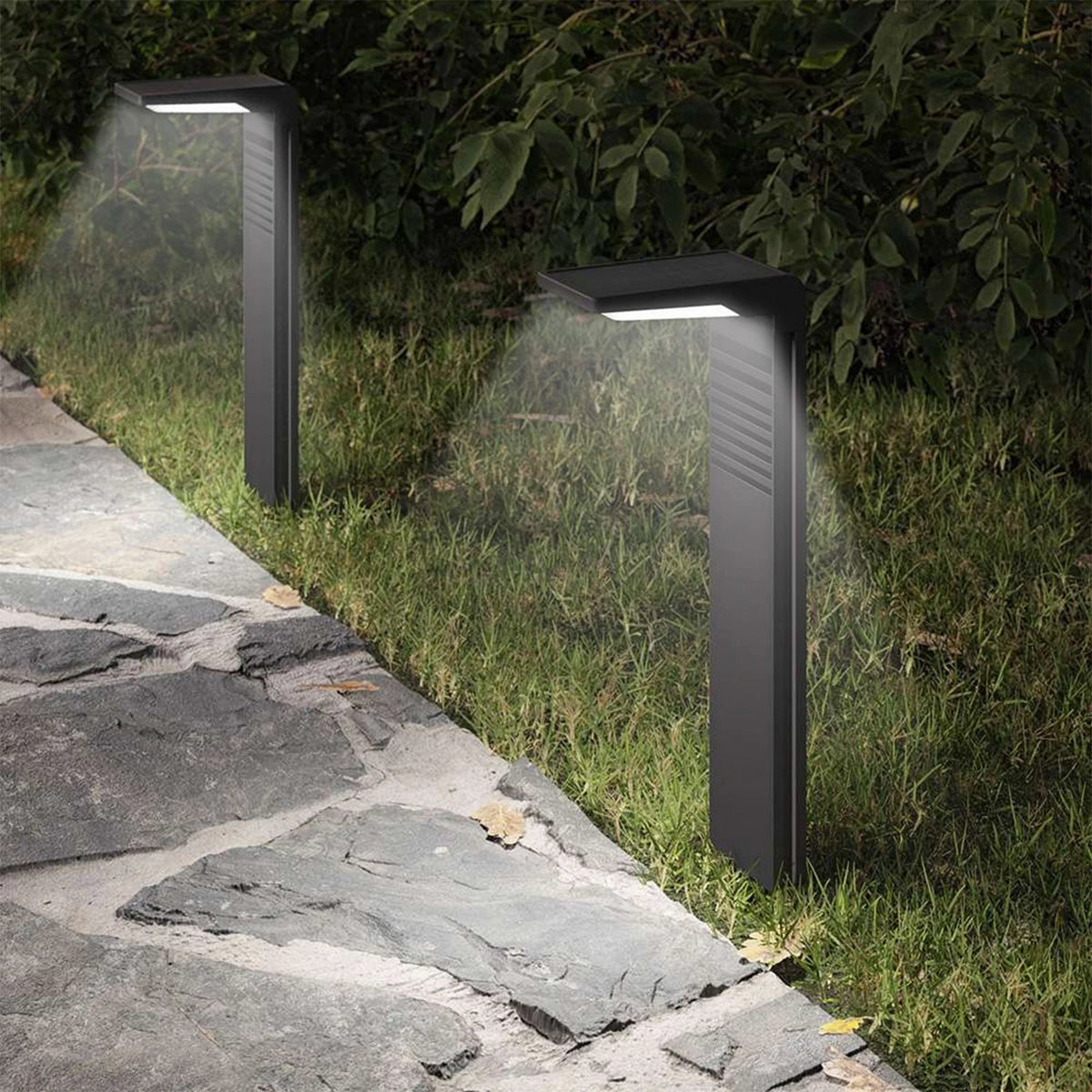 Vue de profil de la lampe solaire sur pied design moderne