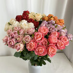 bouquet roses artificielles soies classiques intérieur décoration mariage anniversaire baby shower