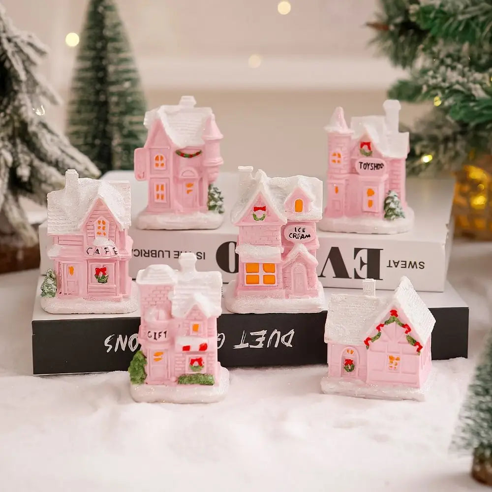 ornement noël miniature maison lumineuse rose brique neige toit fenêtres porte guirlandetoyshop